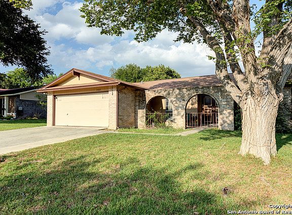 3rd image of 1022 Ferdinand Dr