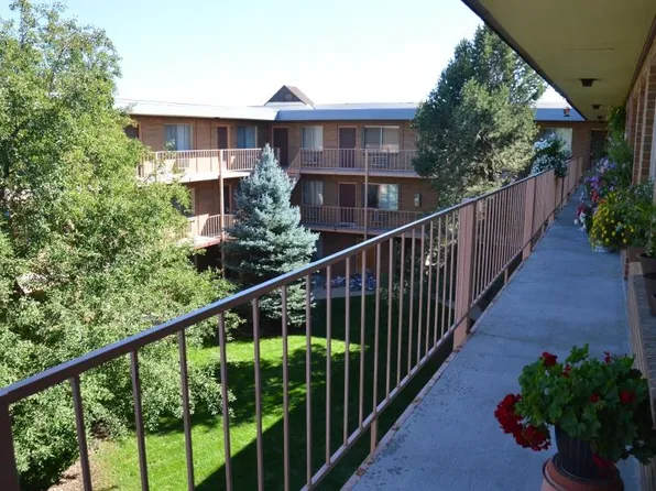 Crestview Apartments