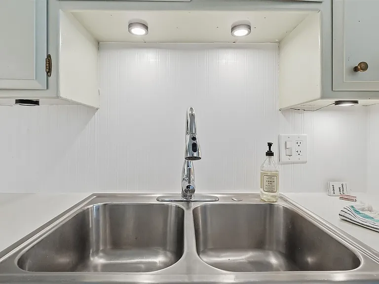 3407 Huxley St — Photo 6