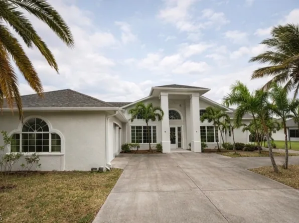 2228 SW 43rd St, Cape Coral, FL 33914