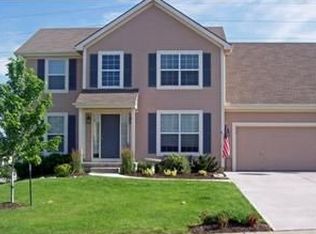 812 Highland Dr, Leavenworth, KS 66048
