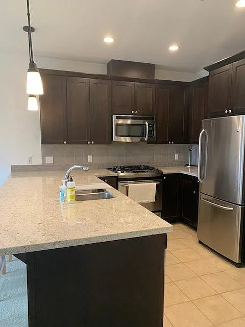 6801 Greenwood Ave N — Photo 2