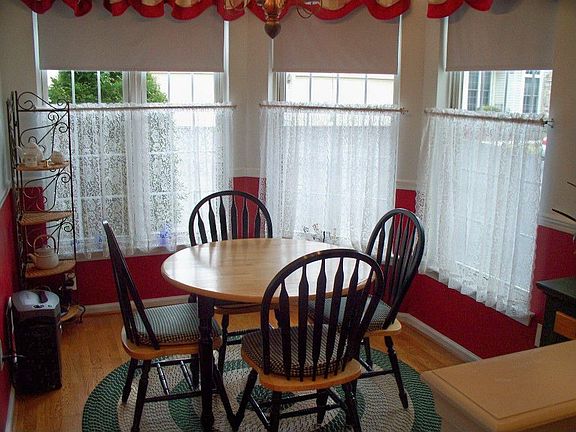 Breakfast Room