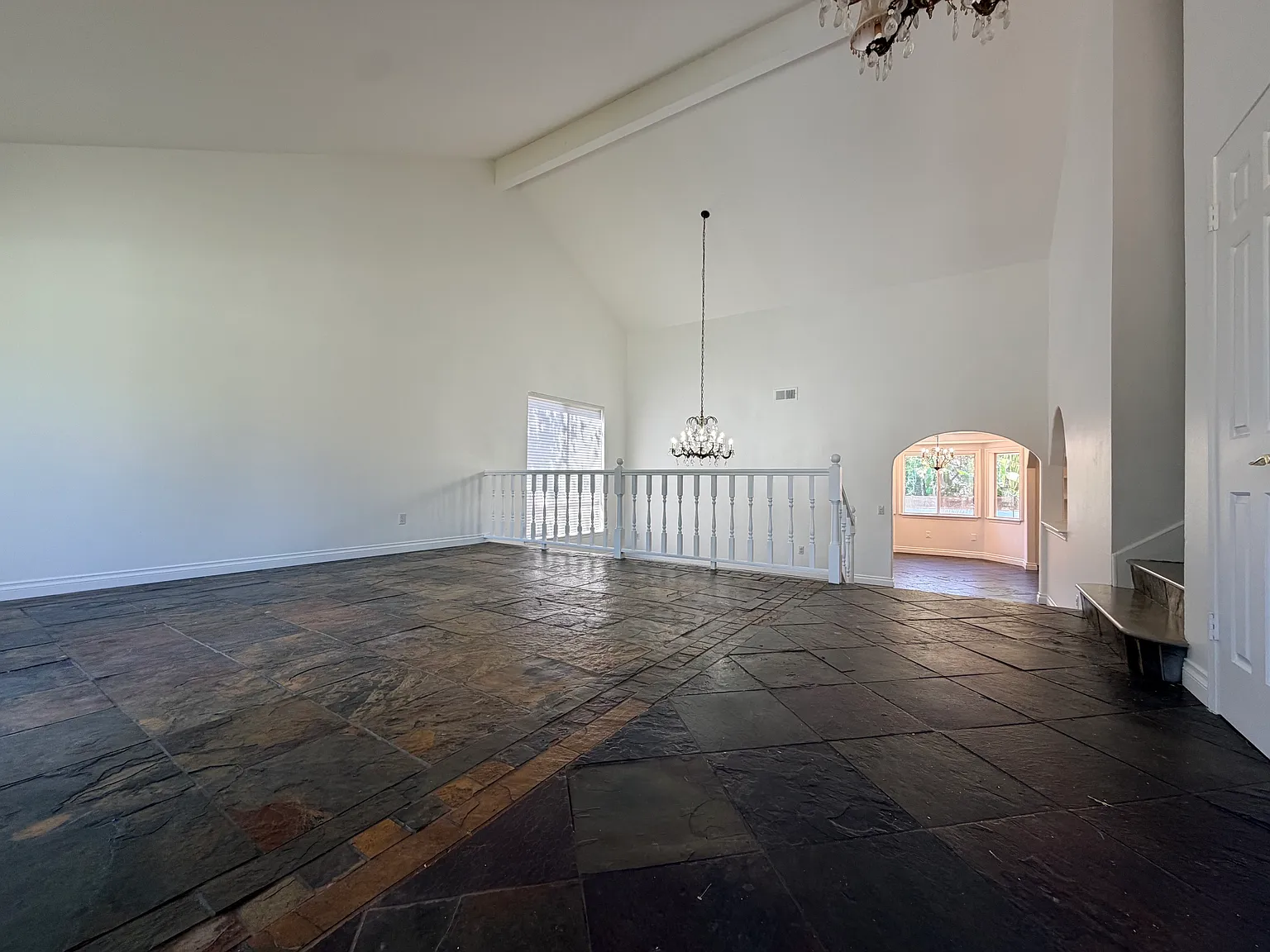 4 bed, 2554 sqft, $6,000 — Photo 4
