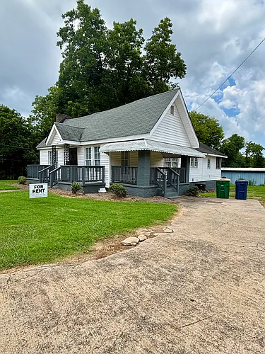 126 S Rocksprings St Photo 1