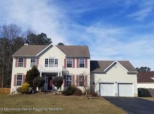 56 Cardinal Dr, Jackson, NJ 08527