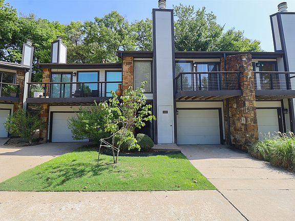 2nd image of 1523 Riverside Dr #1523