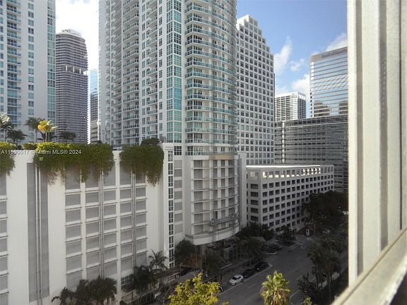 3rd image of 999 Brickell Bay Dr APT 1109