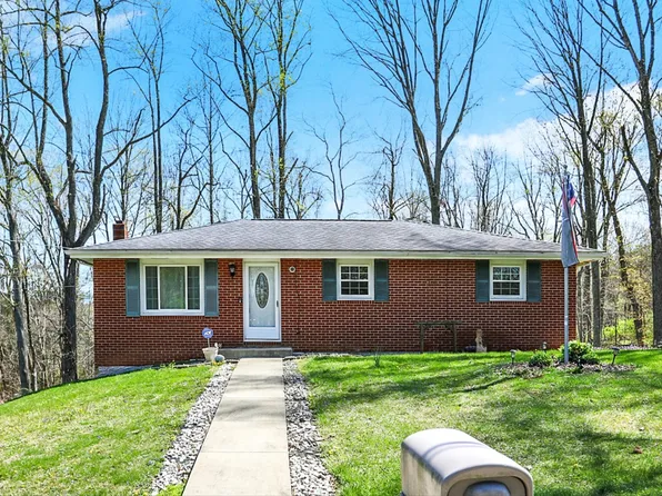 220 SE Cherokee Dr, North Vernon, IN 47265