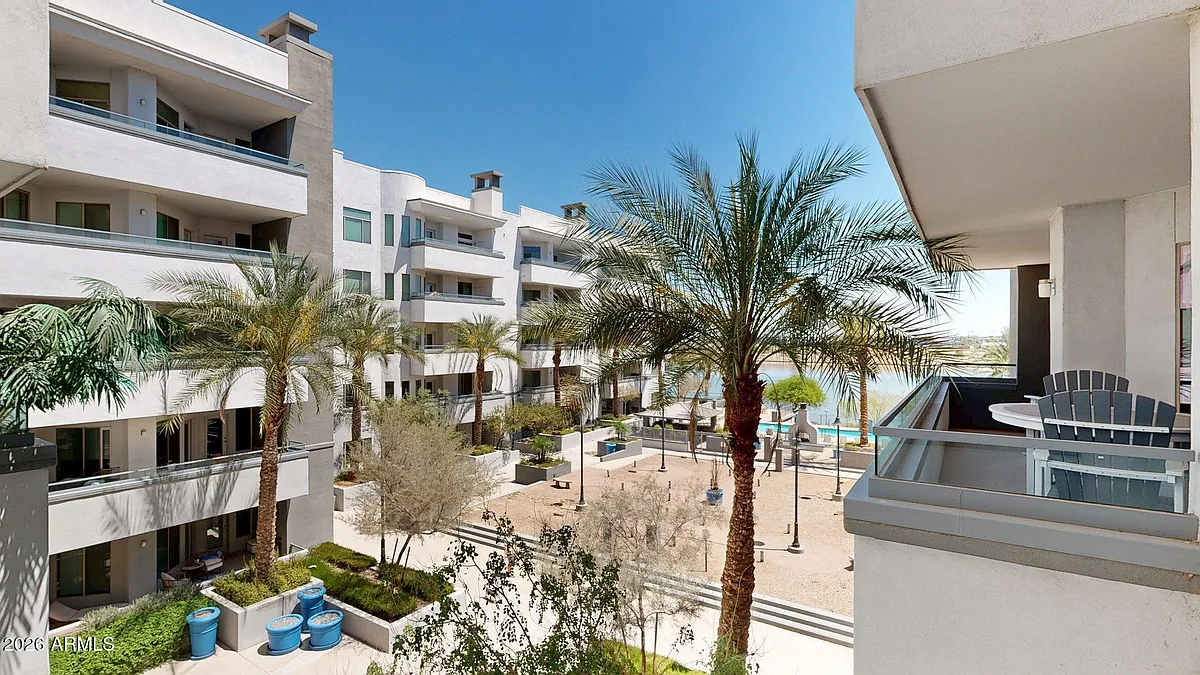 Building Photo - 945 E Playa Del Norte Dr #3025