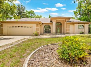 9020 Birmingham Ave, Weeki Wachee, FL 34613