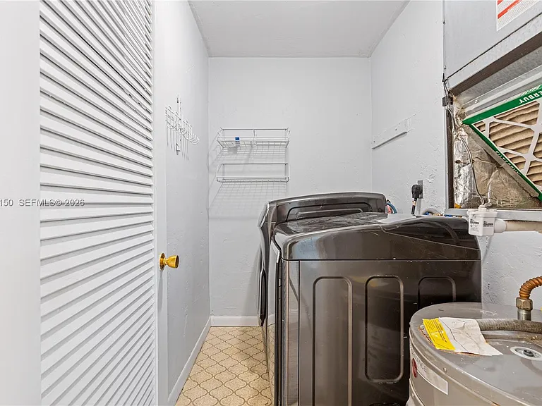 15888 SW 95th Ave #317 — Photo 13