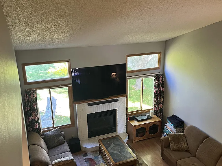 2032 Prairie View Ct — Photo 22