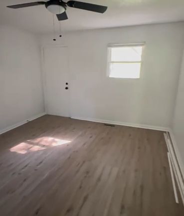 5th image of 300 S Cherry St #11315913