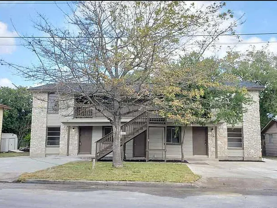 605 W Byrd Blvd #2