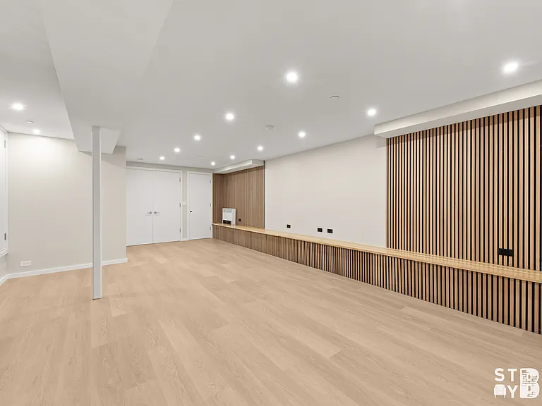 395 Clermont Ave #1A — Photo 12
