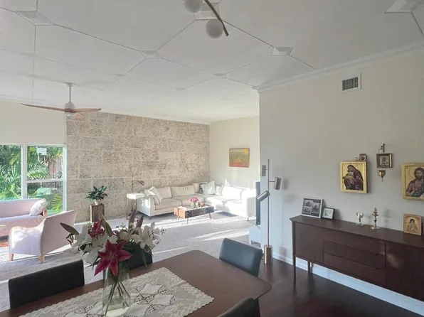 9400 E Bay Harbor Dr APT 3, Bay Harbor Islands, FL 33154