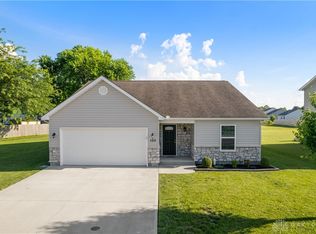 102 Hill Cir, Englewood, OH 45322