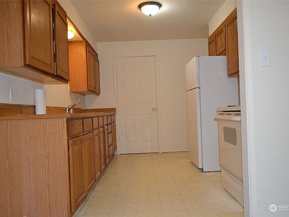 3rd image of 3571 E B Street