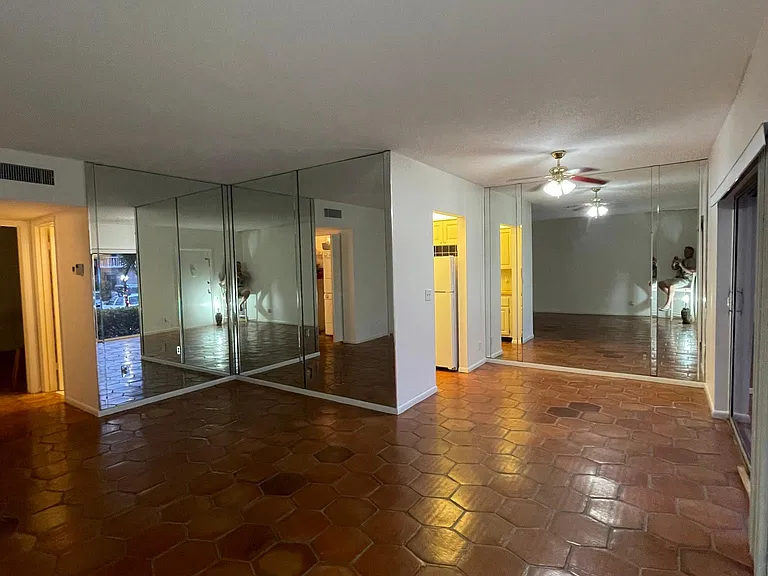 4201 S Ocean Blvd #J5 — Photo 8