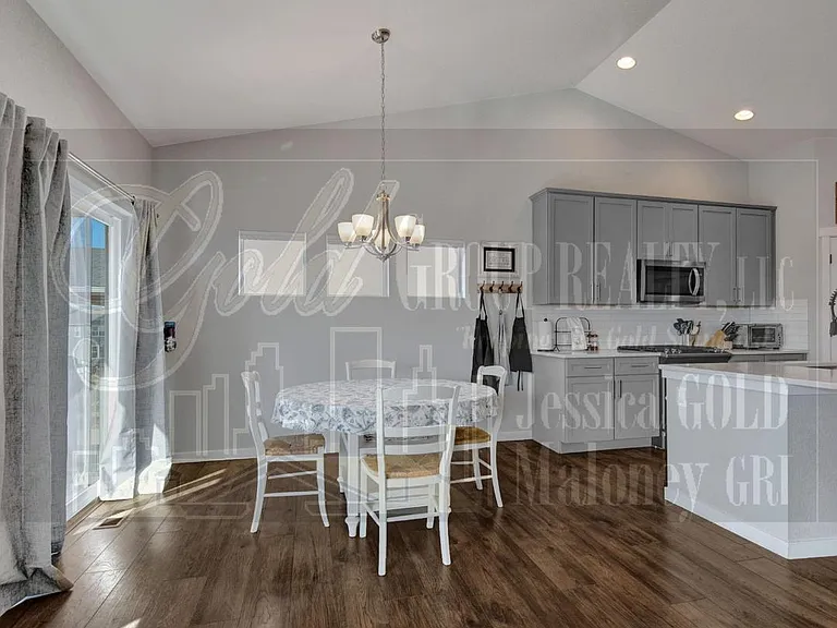 6381 Ottawa Dr — Photo 5