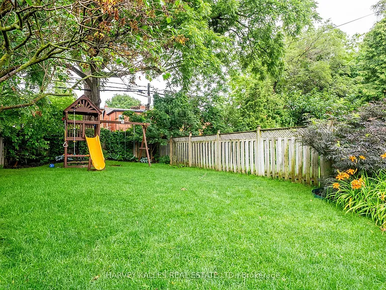 67 Falcon St — Photo 48