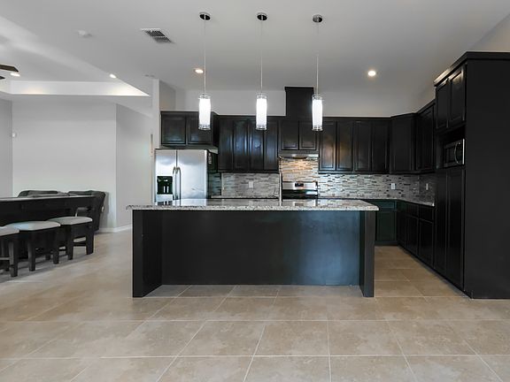 5th image of 6304 Ramin Ct