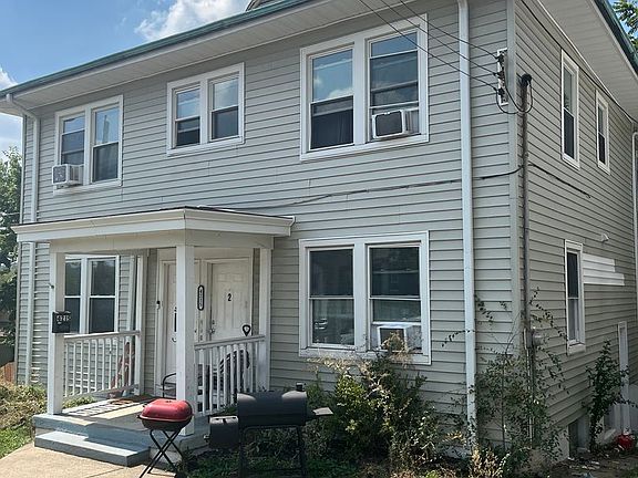 3rd image of 4215 Leonard Ave