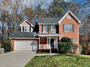 700 Rosehill Ln, Lawrenceville, GA 30044