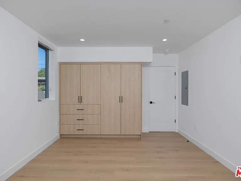 1332 Mohawk St — Photo 15