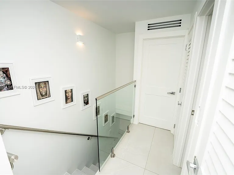881 Ocean Dr #Townhouse 15 — Photo 18