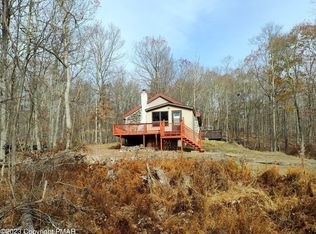 4115 Berry Ct, Cresco, PA 18326