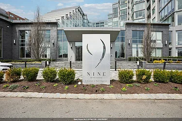 9 Avenue at Port Imperial, #513