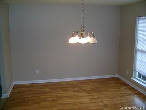 5th image of 2109 Ballingarry Dr