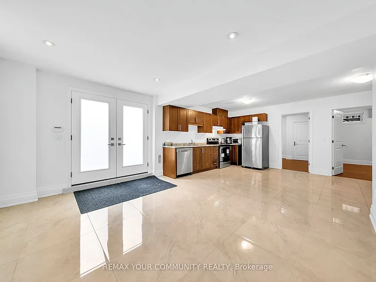 179 Greenfield Ave — Photo 20