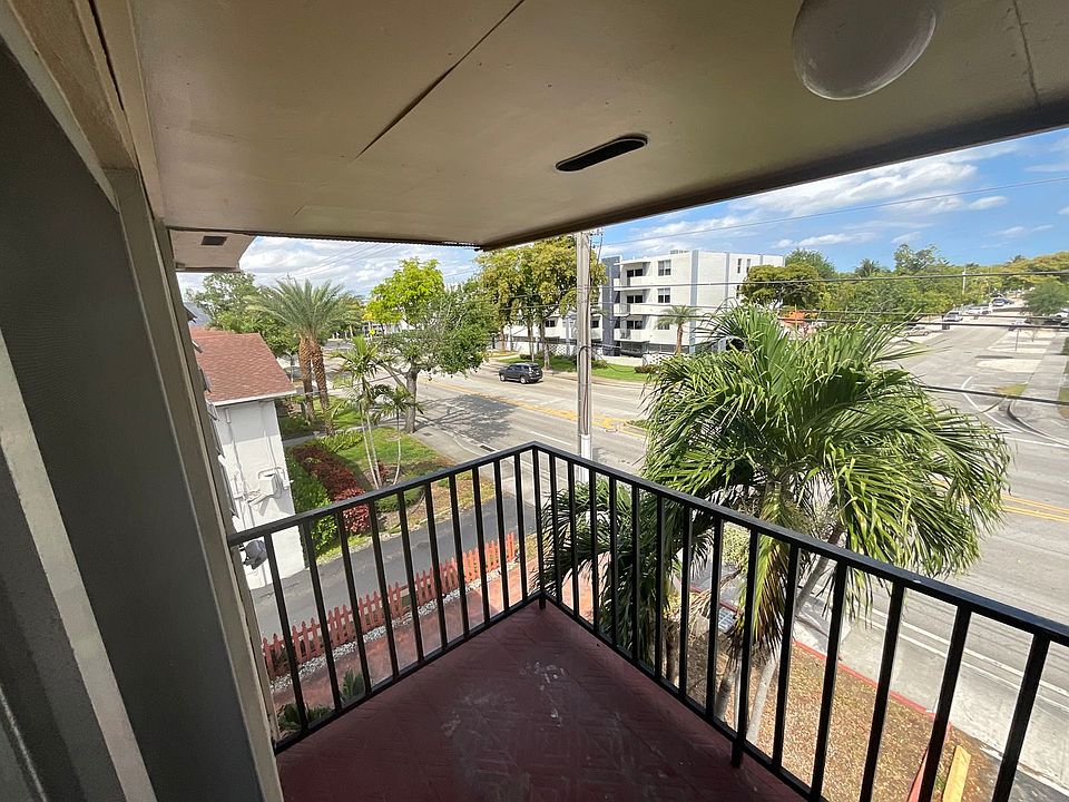 2nd image of 12990 NE 6th Ave #4