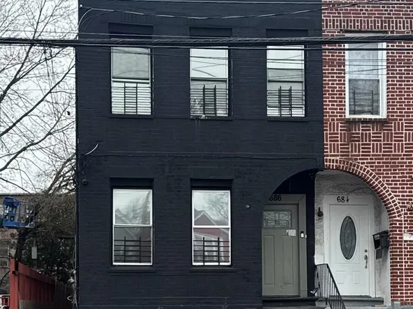 686 E 98th Street, Brooklyn, NY 11236