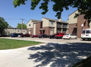 820 SW Polk St APT 16, Topeka, KS 66612