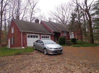 112 Washington Rock Rd, Watchung, NJ 07069