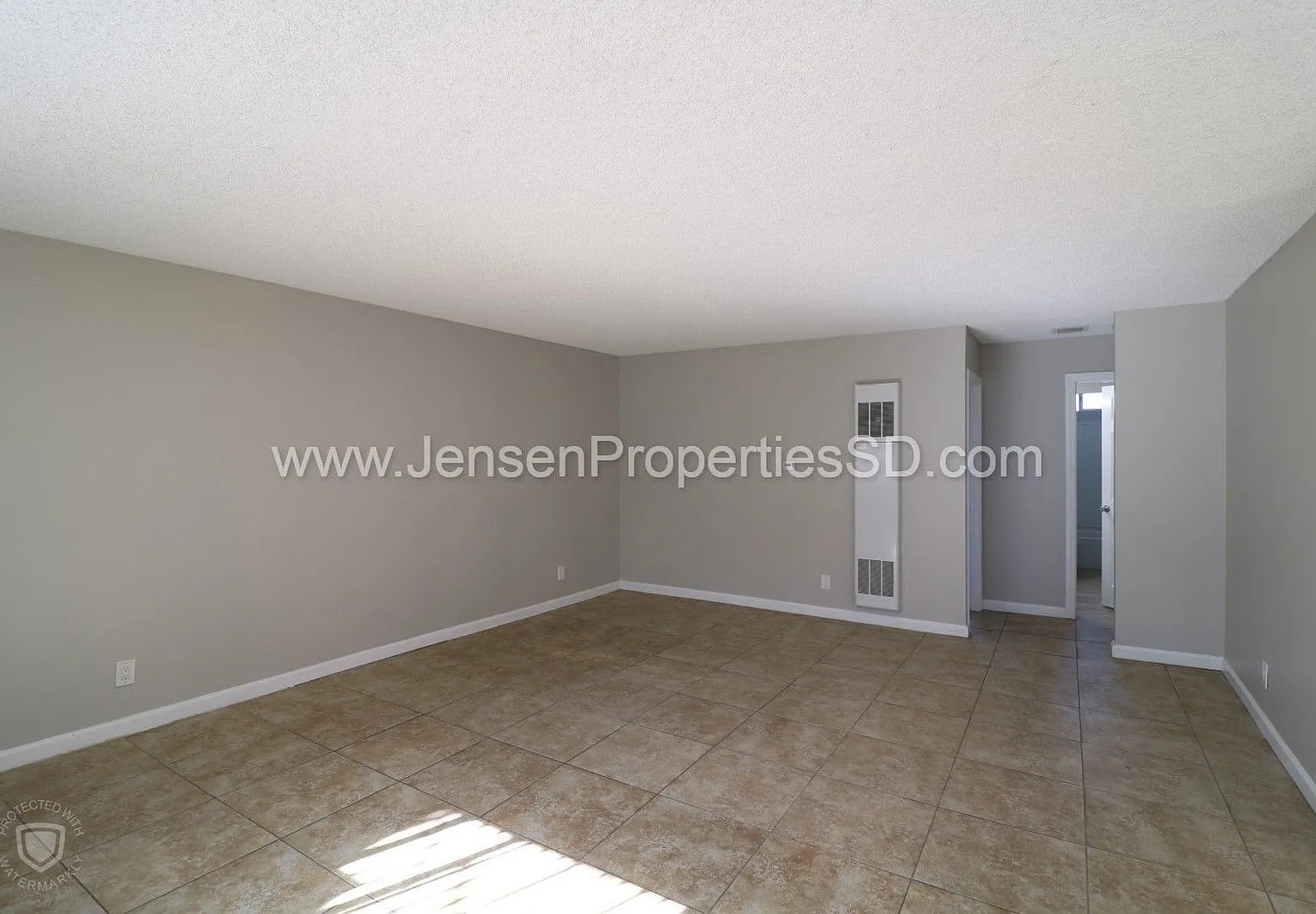 2 bed, 1.0 bath, 980 sqft, $2,200 — Photo 4