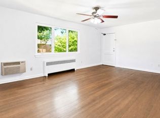 89 Troy Dr APT D, Springfield, NJ 07081
