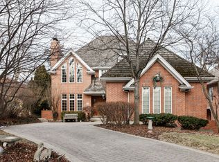 211 The Ln, Hinsdale, IL