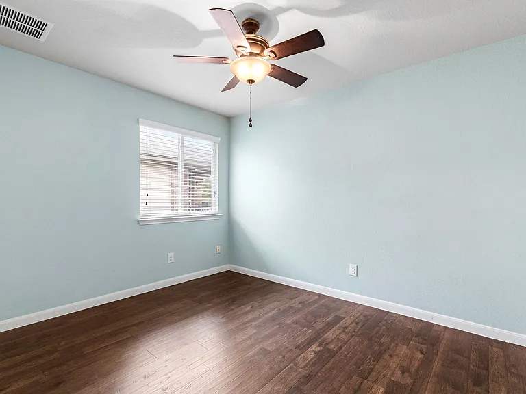 1021 Lauren St — Photo 19
