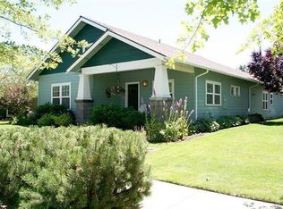 2963 NE Red Oak Dr, Bend, OR 97701