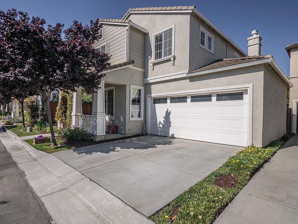 1st image of 32 Vista Verde Cir