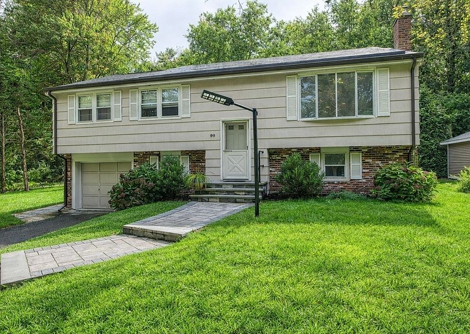 1st image of 90 Charles Cir