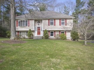 40 Bettsy Rd, Taunton, MA 02780