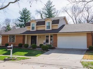 15468 Country Mill Ct, Chesterfield, MO
