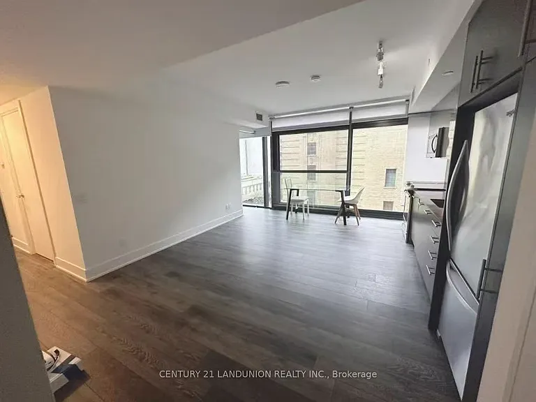 403 Church St #408 — Photo 4