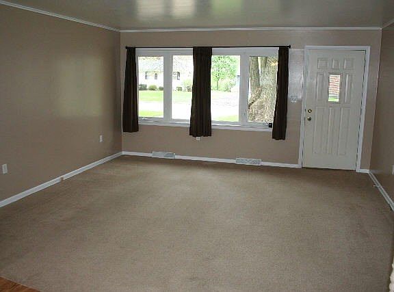 2nd image of 1024 Hale Ave